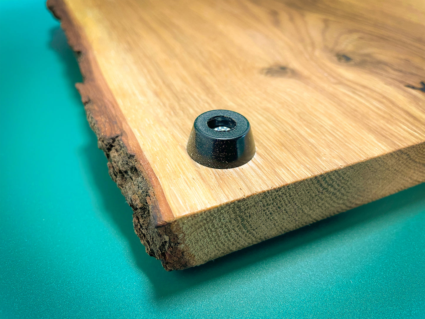 Rustikales Mühlebrett Eiche | Handgemachtes Mühlespiel mit Spielsteinen | Wohnaccessoire & Geschenkidee