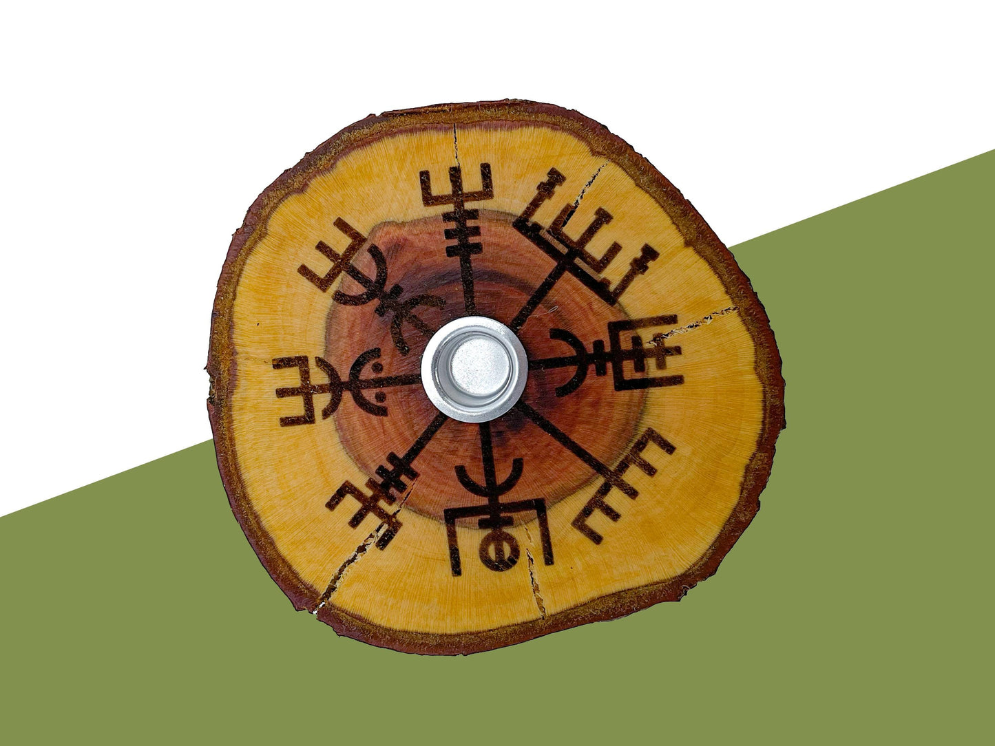 Handgefertigter Kerzenhalter aus Holz – Vegvisir Wikingerkompass
