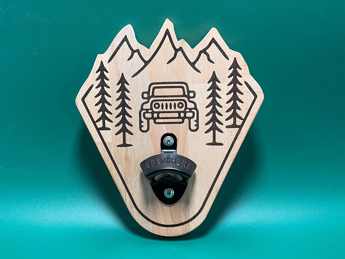 Magnetischer Flaschenöffner aus Holz – Jeeper & Camper Motiv