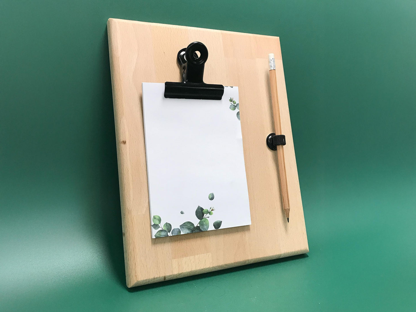 Handgefertigtes Memoboard aus Buchenholz – Praktisch & stilvoll