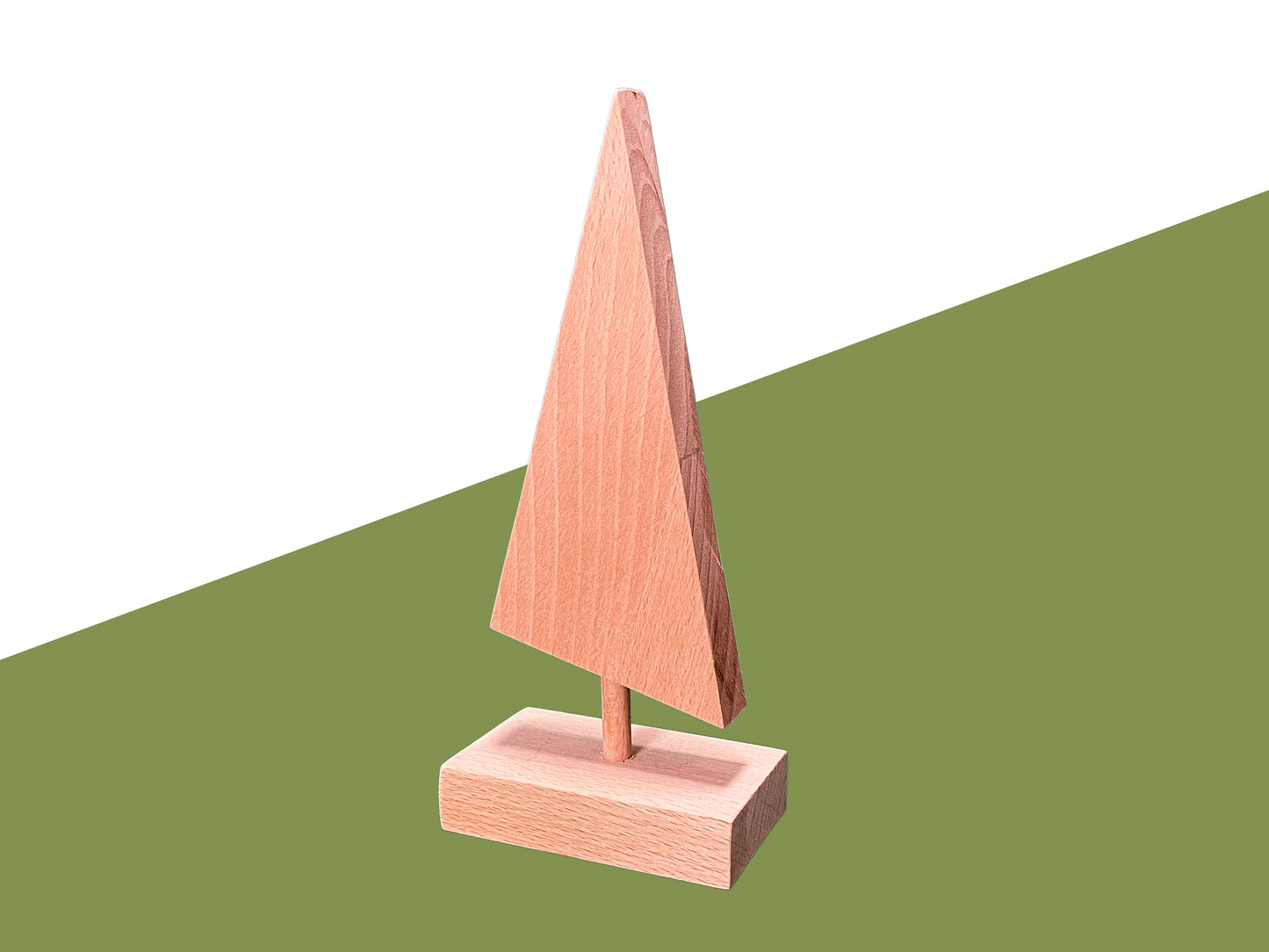 Handgefertigter Tannenbaum aus Holz – moderne & natürliche Weihnachtsdeko