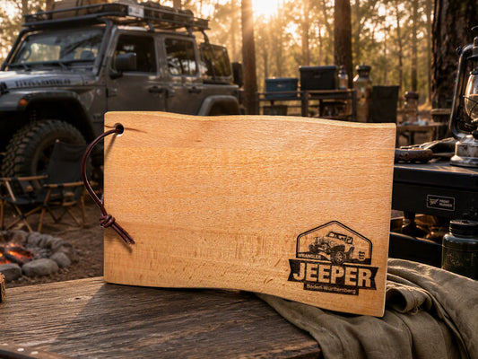 Handgefertigtes Vesperbrett aus Buchenholz – Wrangler Jeeper Baden-Württemberg Edition